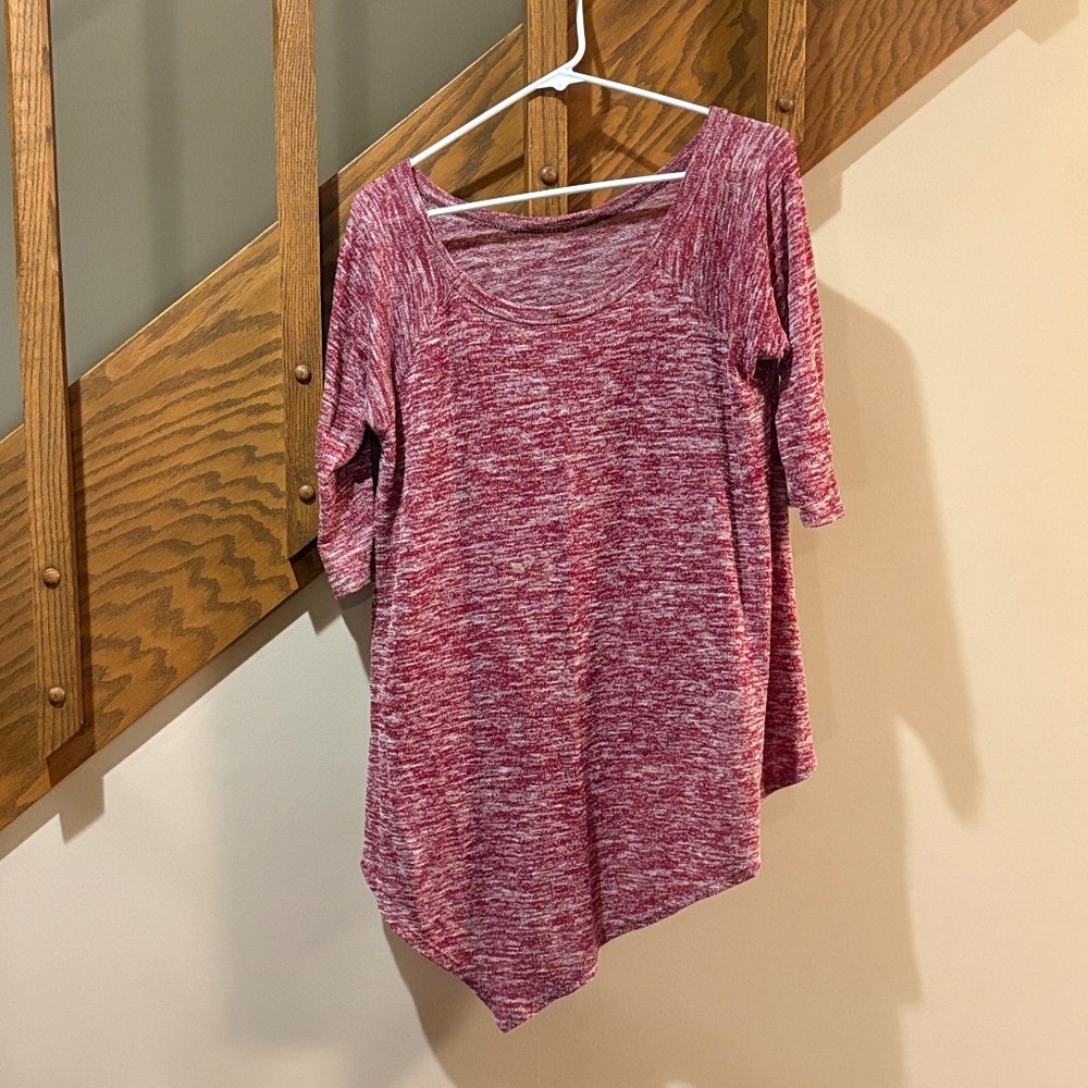 Luxe ISA Marled Burgundy Tunic Top Large Asymmetrical Hem